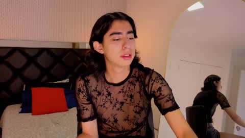 Snapshot of ryo_fem chatting on 10.23.25 Ryo online show from 10.23.25