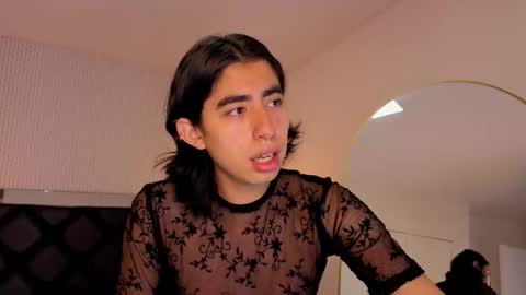 Snapshot of ryo_fem chatting on 10.26.25 Ryo online show from 10.26.25