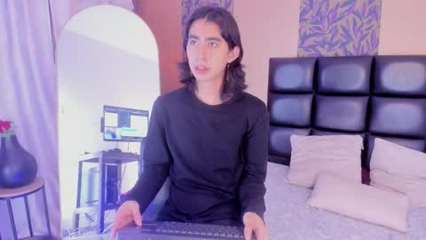 Snapshot of ryo_fem chatting on 01.18.26 Ryo online show from 01.18.26