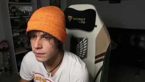 Snapshot of ryot35 chatting on 11.06.25 Ryot3 online show from 11.06.25