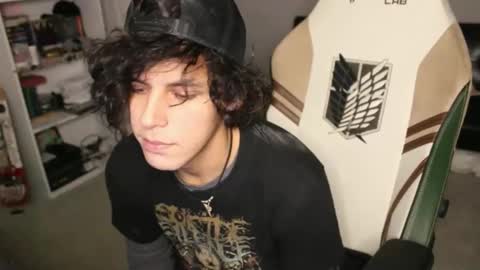 Snapshot of ryot35 chatting on 11.21.25 Ryot3 online show from 11.21.25