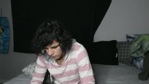 Snapshot of ryot35 chatting on 12.20.25 Ryot3 online show from 12.20.25