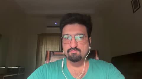Snapshot of saadiqureshi007 chatting on 09.28.25 saadiqureshi007 online show from 09.28.25