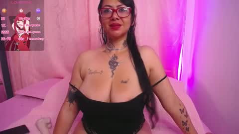 saalomee 1 online show from 12.12.24