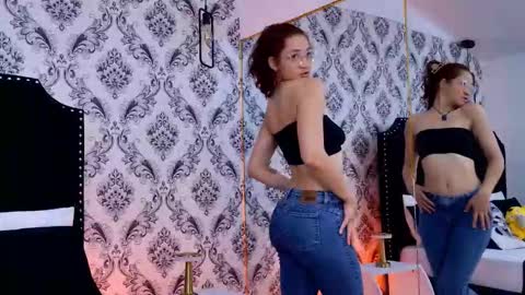 Saara Brown online show from 01.11.26