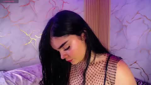 Snapshot of saaraaah_ chatting on 12.02.25 saaraaah_ online show from 12.02.25