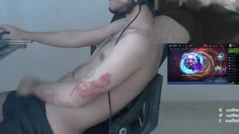 Snapshot of saat_hiel chatting on 01.14.25 Saat online show from 01.14.25