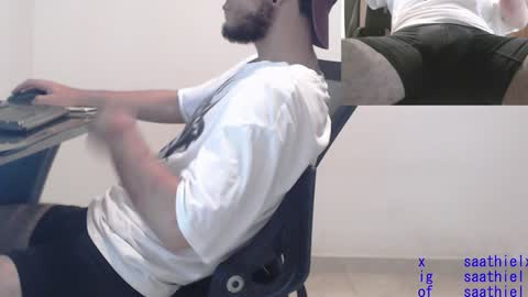 Snapshot of saat_hiel chatting on 01.31.25 Saat online show from 01.31.25