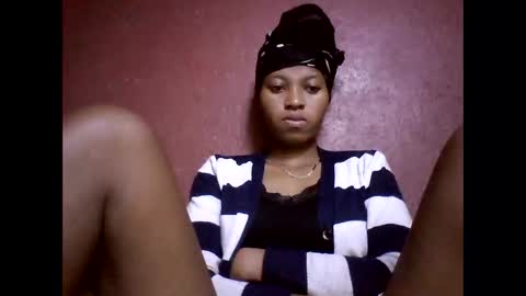 Snapshot of sabiela chatting on 09.14.25 sabiela online show from 09.14.25