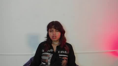 Snapshot of sabinamerchetti_ chatting on 11.18.25 Sabina Merchetti online show from 11.18.25