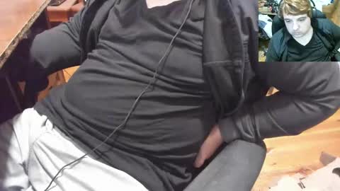 Snapshot of saboda chatting on 09.18.25 1141323 my Lord Mister Max moms treasure online show from 09.18.25