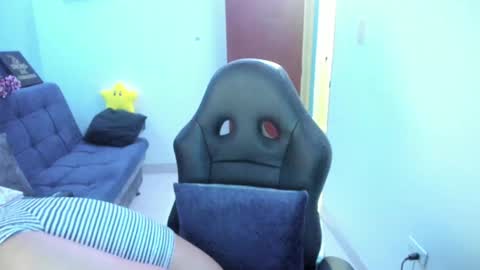 Snapshot of sabrina_chester_02 chatting on 12.06.24 Angie  online show from 12.06.24