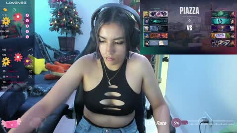 Snapshot of sabrina_chester_02 chatting on 12.18.24 Angie  online show from 12.18.24