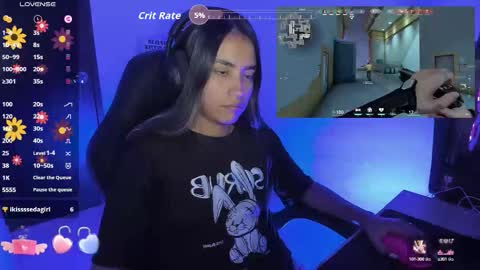 Snapshot of sabrina_chester_02 chatting on 09.10.25 Angie  online show from 09.10.25