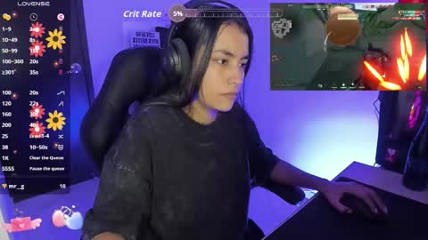 Snapshot of sabrina_chester_02 chatting on 09.23.25 Angie  online show from 09.23.25