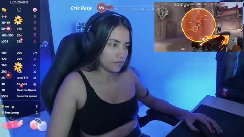 Snapshot of sabrina_chester_02 chatting on 10.03.25 Angie  online show from 10.03.25