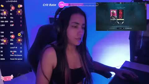 Snapshot of sabrina_chester_02 chatting on 10.07.25 Angie  online show from 10.07.25