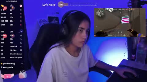 Snapshot of sabrina_chester_02 chatting on 10.09.25 Angie  online show from 10.09.25