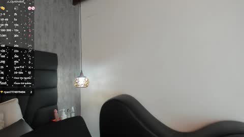 Snapshot of sabrina_lennox chatting on 12.07.24 Sabrina Maria online show from 12.07.24