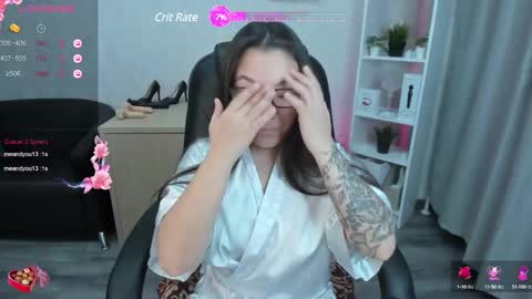 GMT7TueWedThuFriSatSun 0100am-0700am online show from 12.10.24