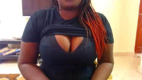 Snapshot of sabrinaaaa1234 chatting on 10.11.25 aaa1234 online show from 10.11.25