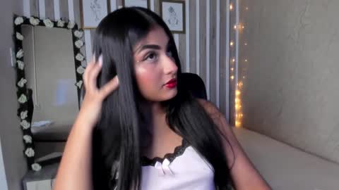 mariana  online show from 03.08.25