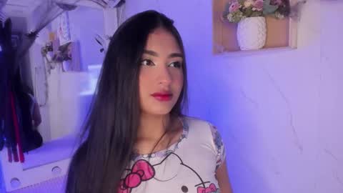 Snapshot of sabrinahims_ chatting on 10.21.25 mariana  online show from 10.21.25