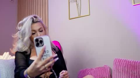 SabrinaJade online show from 10.21.25