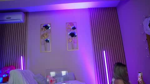 SabrinaJade online show from 04.22.26