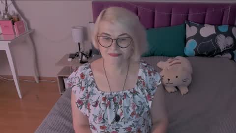 Sabrina MacMarren online show from 01.21.25