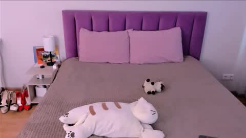 Sabrina MacMarren online show from 11.27.25