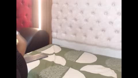 Snapshot of sabrinaroosa202cl chatting on 10.01.25 sabrinaroosa202cl online show from 10.01.25