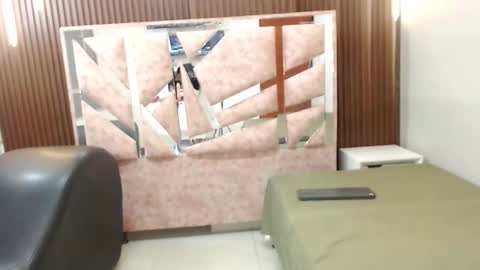 Snapshot of sabrinaroosa202cl chatting on 10.23.25 sabrinaroosa202cl online show from 10.23.25