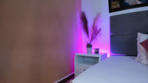 Sabrina Warren online show from 12.10.24