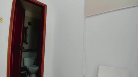 Sabrina Warren online show from 03.04.25