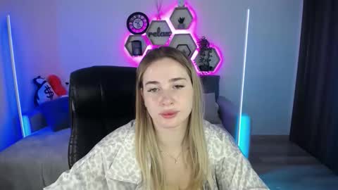 Sabrina Violet online show from 09.15.25
