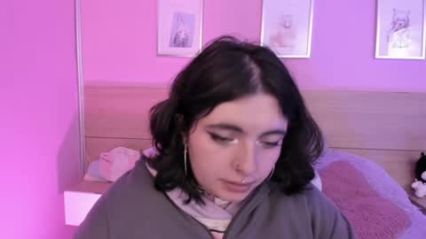 Snapshot of sachi_meow chatting on 01.17.25 Ig online show from 01.17.25