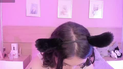 Snapshot of sachi_meow chatting on 03.12.25 Ig online show from 03.12.25