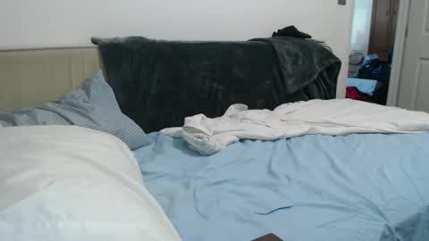 Snapshot of sactosteve chatting on 09.23.25 dadbod online show from 09.23.25