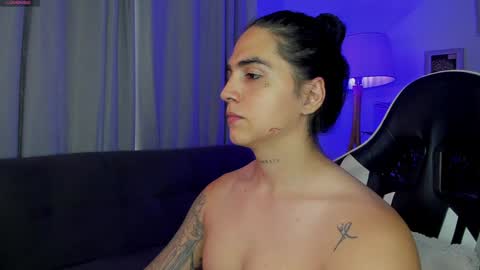 Im CryDuran    Instagram   CryDuraann  online show from 01.14.25