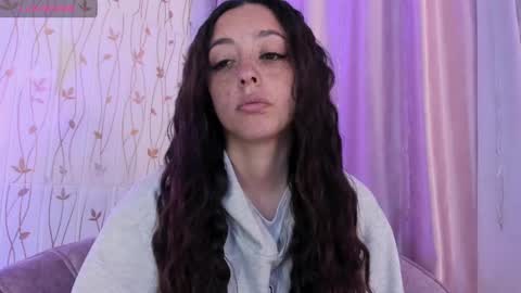 Snapshot of sadashi_moon chatting on 02.17.25    online show from 02.17.25