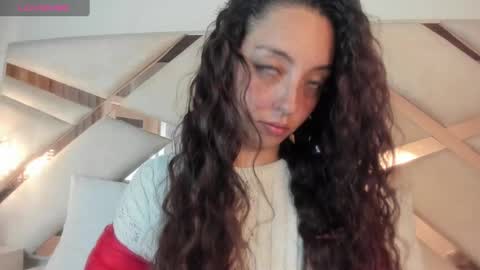 Snapshot of sadashi_moon chatting on 02.19.25    online show from 02.19.25