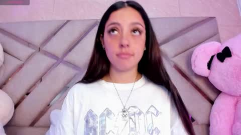 Snapshot of sadashi_moon chatting on 09.17.25    online show from 09.17.25