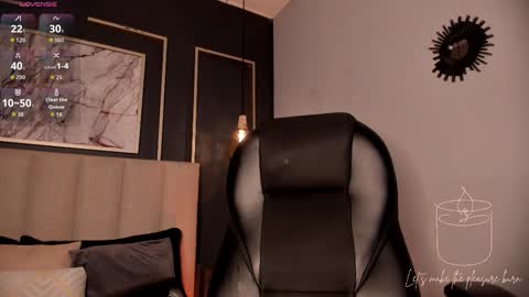 Snapshot of sade_jackson1 chatting on 10.17.25 Sophie online show from 10.17.25