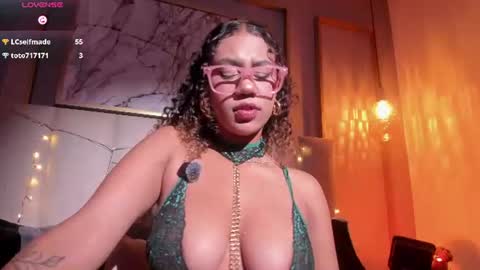 Snapshot of sade_jackson1 chatting on 06.23.26 Sophie online show from 06.23.26