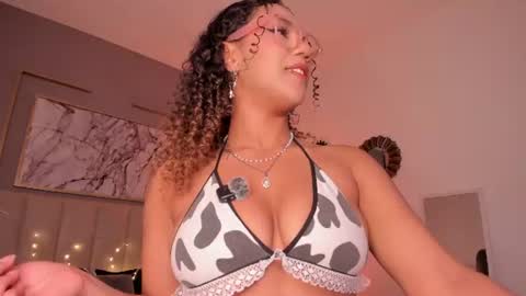 Snapshot of sade_jackson1 chatting on 06.27.26 Sophie online show from 06.27.26