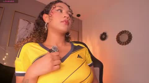 Snapshot of sade_jackson1 chatting on 06.28.26 Sophie online show from 06.28.26
