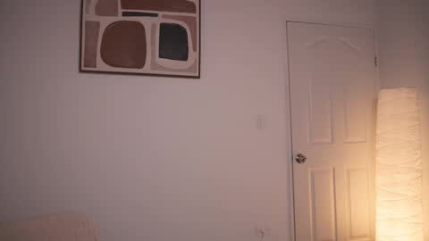 Snapshot of sadelune chatting on 02.17.26 An online show from 02.17.26