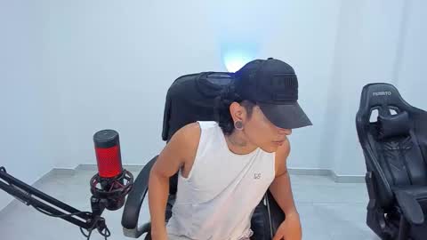 saenz_hotx online show from 01.09.26