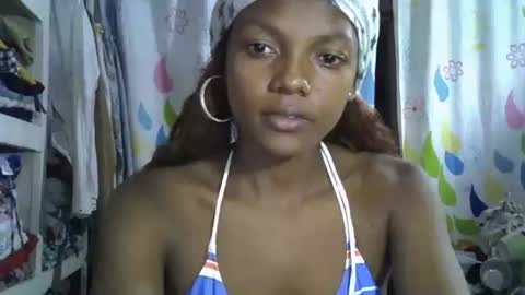 safira19 online show from 10.24.25